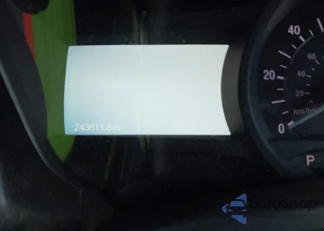 2015 Ford Expedition Limited z USA, uszkodzony, nr VIN 1FMJU2AT1FEF02617